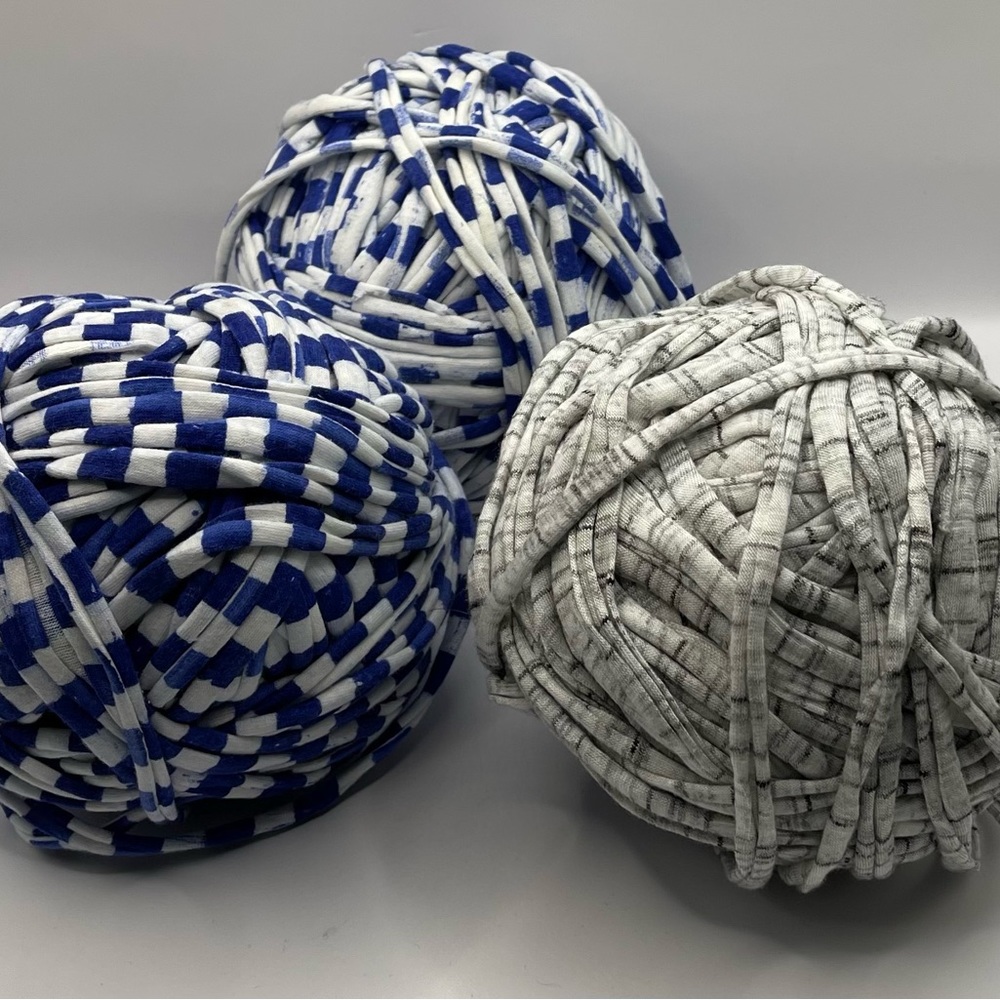 Lion Fettuccini T-shirt yarn. Grey and white and blue and white